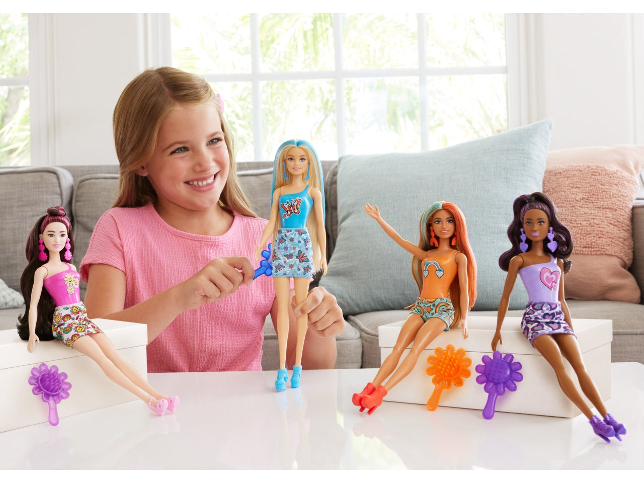 BARBIE COLOR REVEAL MULTICOLOR