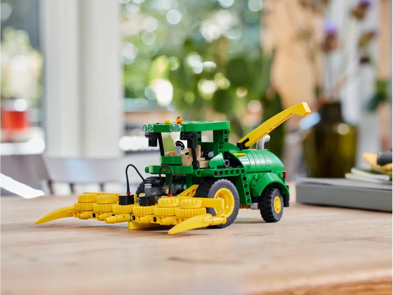 LEGO TECHNIC JOHN DEERE 9700 42168