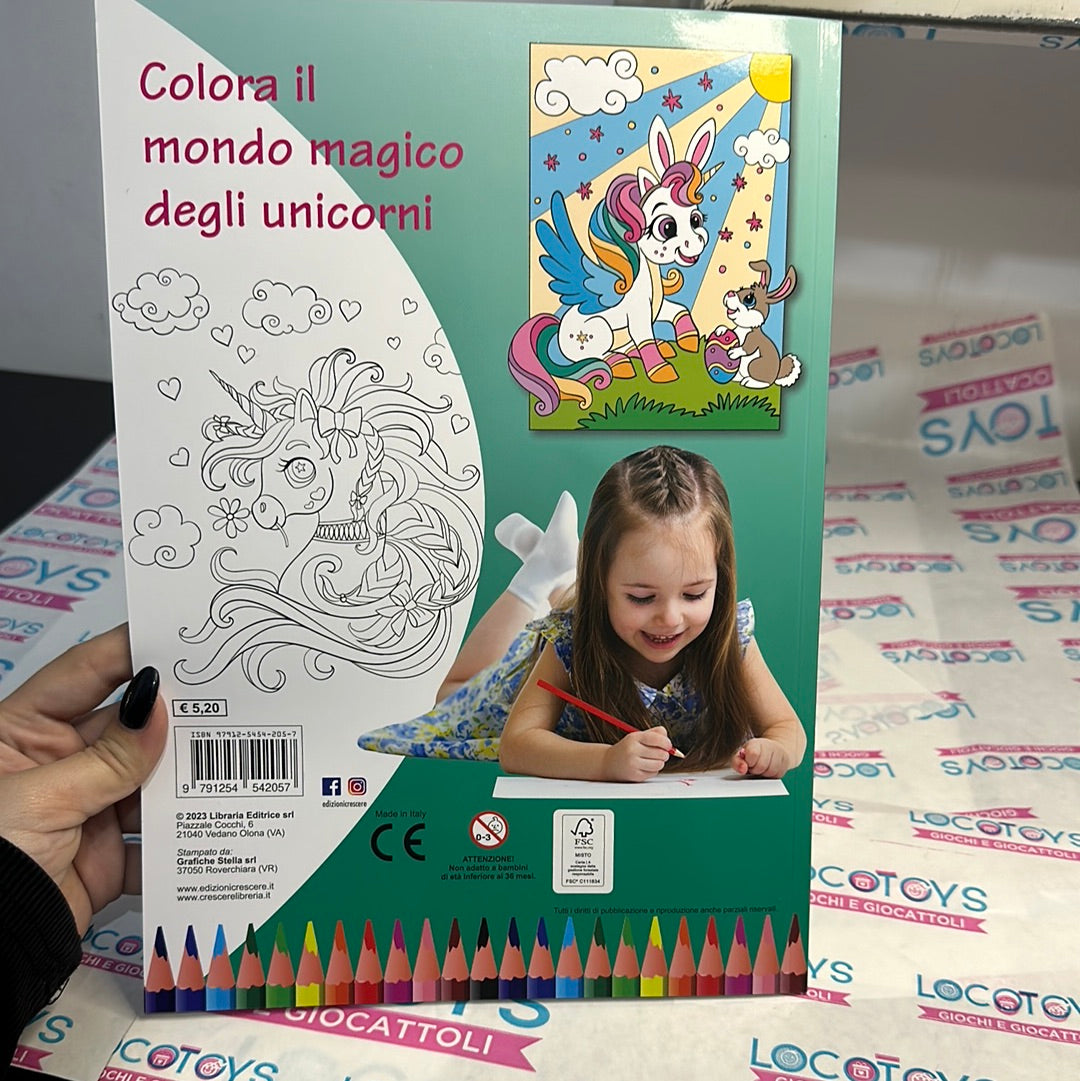 LIBRO COLORA GLI UNICORNI