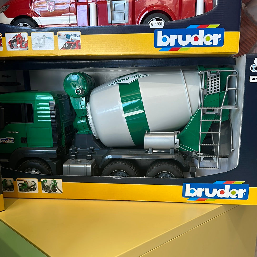 Bruder camion betoniera 03710