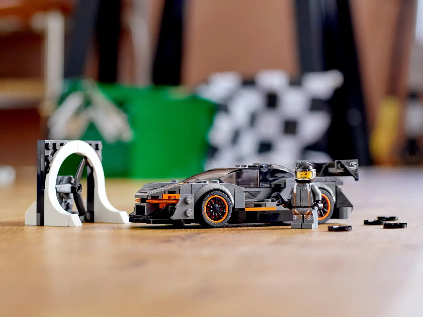 Lego McLaren Senna - Locotoys